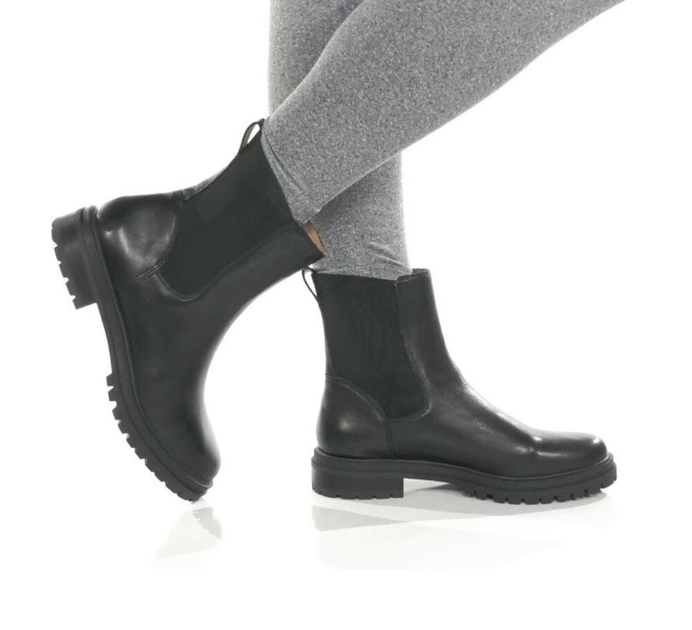 Madewell Gibson Chelsea Ankle Boot Leather Slip On Round Toe Going Out Fall 6